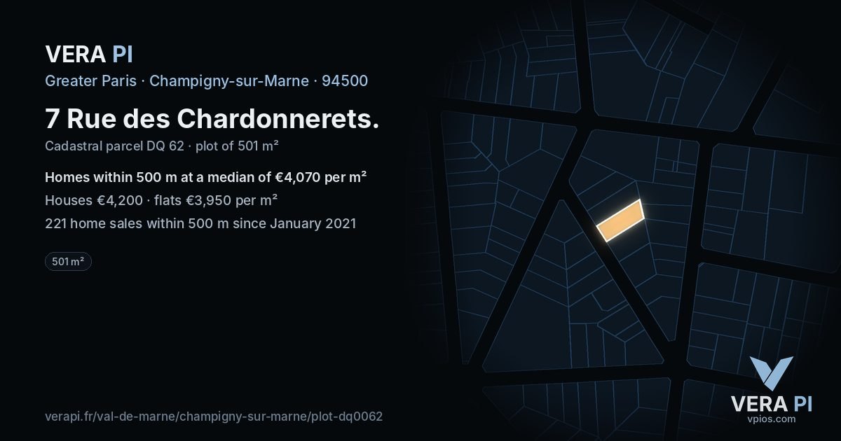 7 Rue des Chardonnerets, Champigny-sur-Marne at night – the plot lit, the parcels around coloured by the prices near them