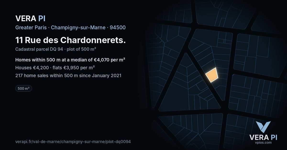 11 Rue des Chardonnerets, Champigny-sur-Marne at night – the plot lit, the parcels around coloured by the prices near them