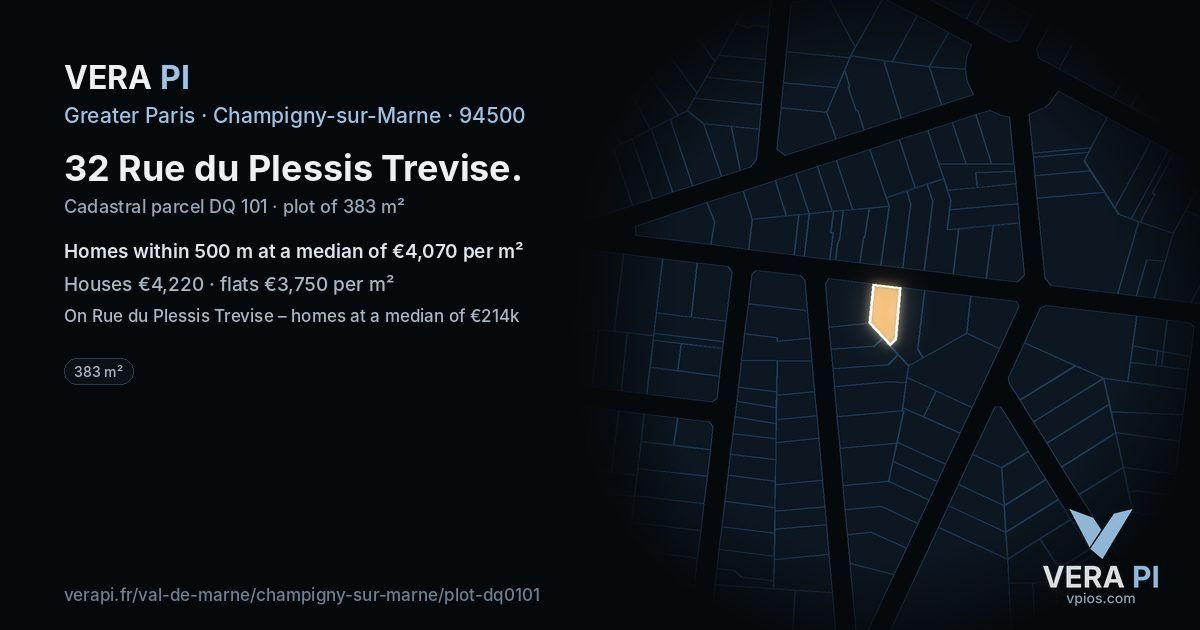 32 Rue du Plessis Trevise, Champigny-sur-Marne at night – the plot lit, the parcels around coloured by the prices near them