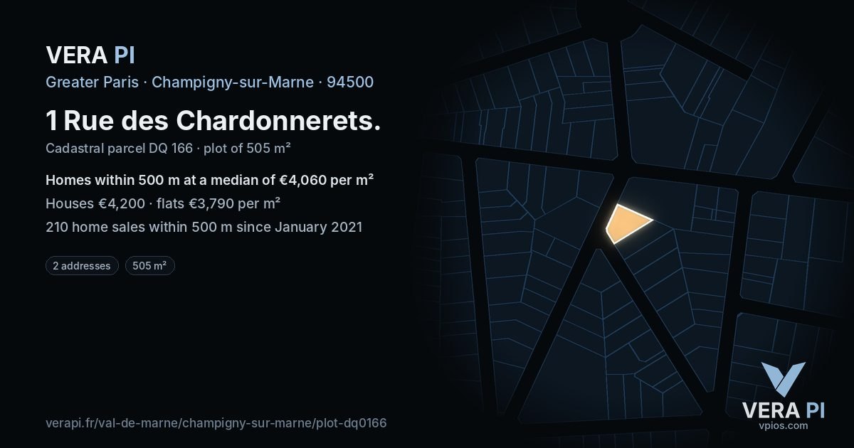 1 Rue des Chardonnerets, Champigny-sur-Marne at night – the plot lit, the parcels around coloured by the prices near them