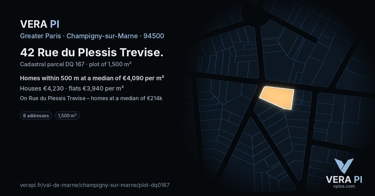42 Rue du Plessis Trevise, Champigny-sur-Marne at night – the plot lit, the parcels around coloured by the prices near them