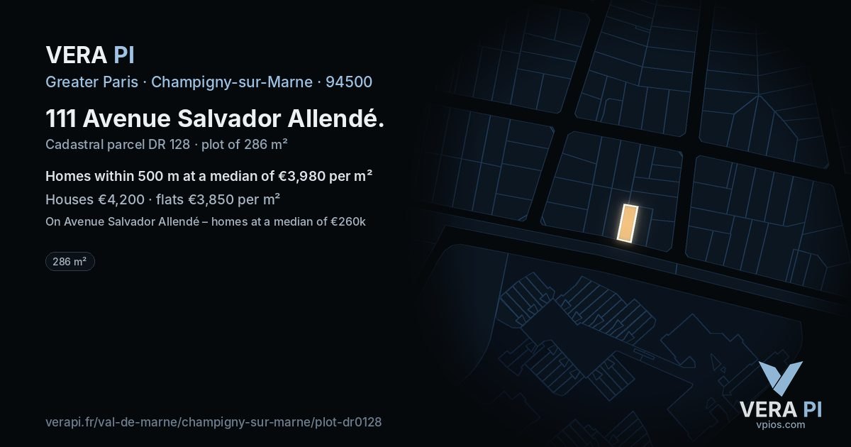 111 Avenue Salvador Allendé, Champigny-sur-Marne at night – the plot lit, the parcels around coloured by the prices near them