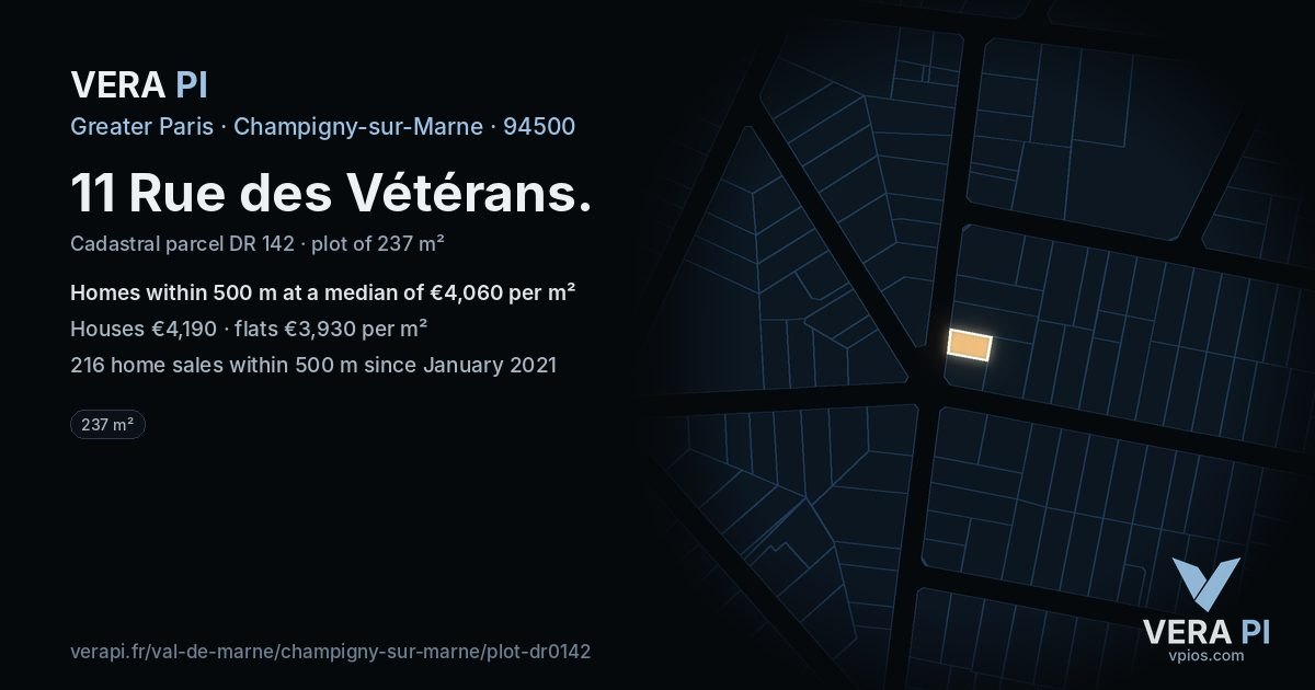 11 Rue des Vétérans, Champigny-sur-Marne at night – the plot lit, the parcels around coloured by the prices near them
