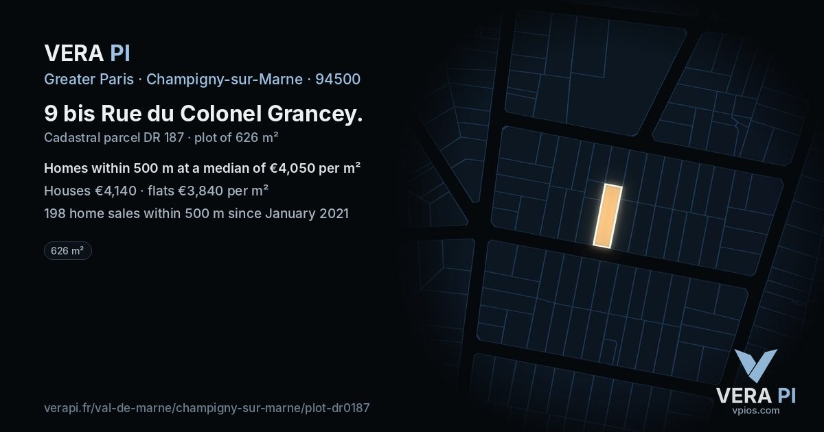 9 bis Rue du Colonel Grancey, Champigny-sur-Marne at night – the plot lit, the parcels around coloured by the prices near them