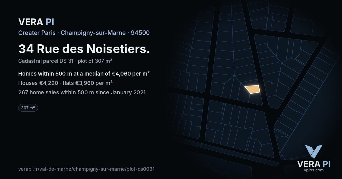 34 Rue des Noisetiers, Champigny-sur-Marne at night – the plot lit, the parcels around coloured by the prices near them