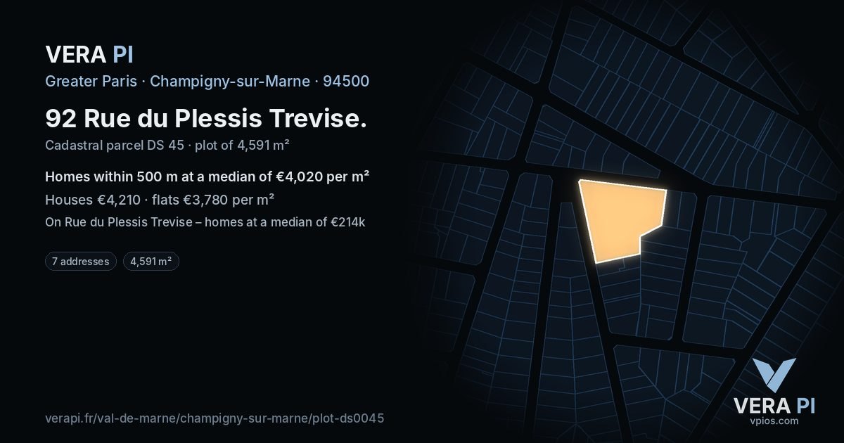 92 Rue du Plessis Trevise, Champigny-sur-Marne at night – the plot lit, the parcels around coloured by the prices near them