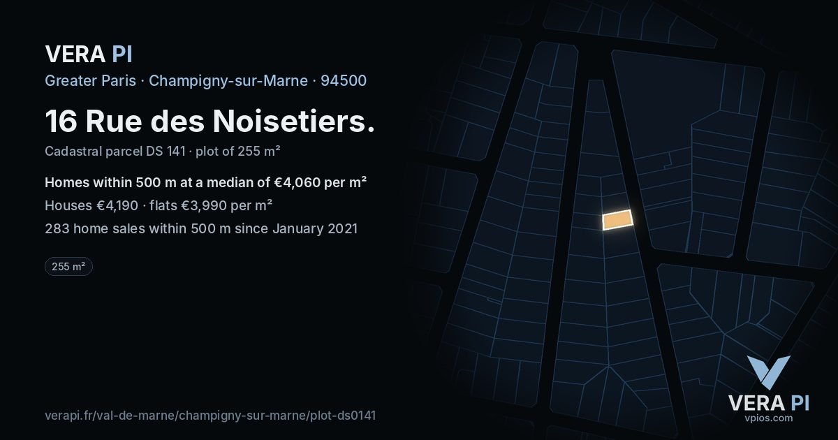 16 Rue des Noisetiers, Champigny-sur-Marne at night – the plot lit, the parcels around coloured by the prices near them