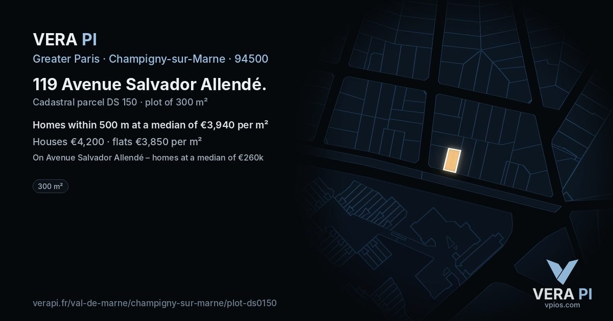 119 Avenue Salvador Allendé, Champigny-sur-Marne at night – the plot lit, the parcels around coloured by the prices near them