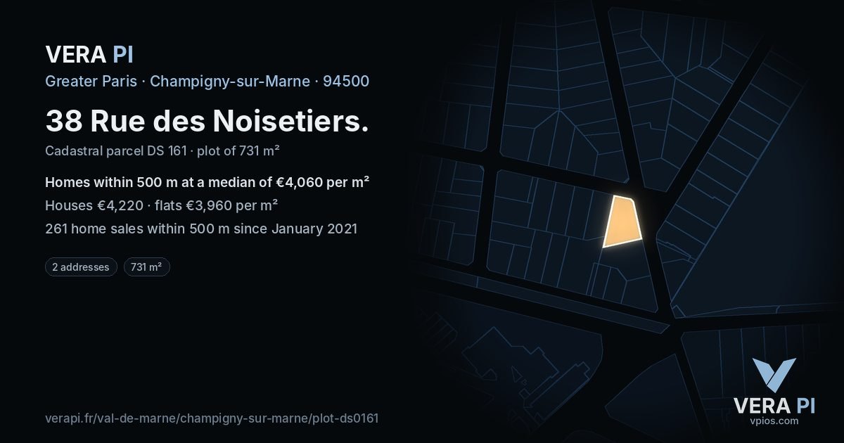 38 Rue des Noisetiers, Champigny-sur-Marne at night – the plot lit, the parcels around coloured by the prices near them