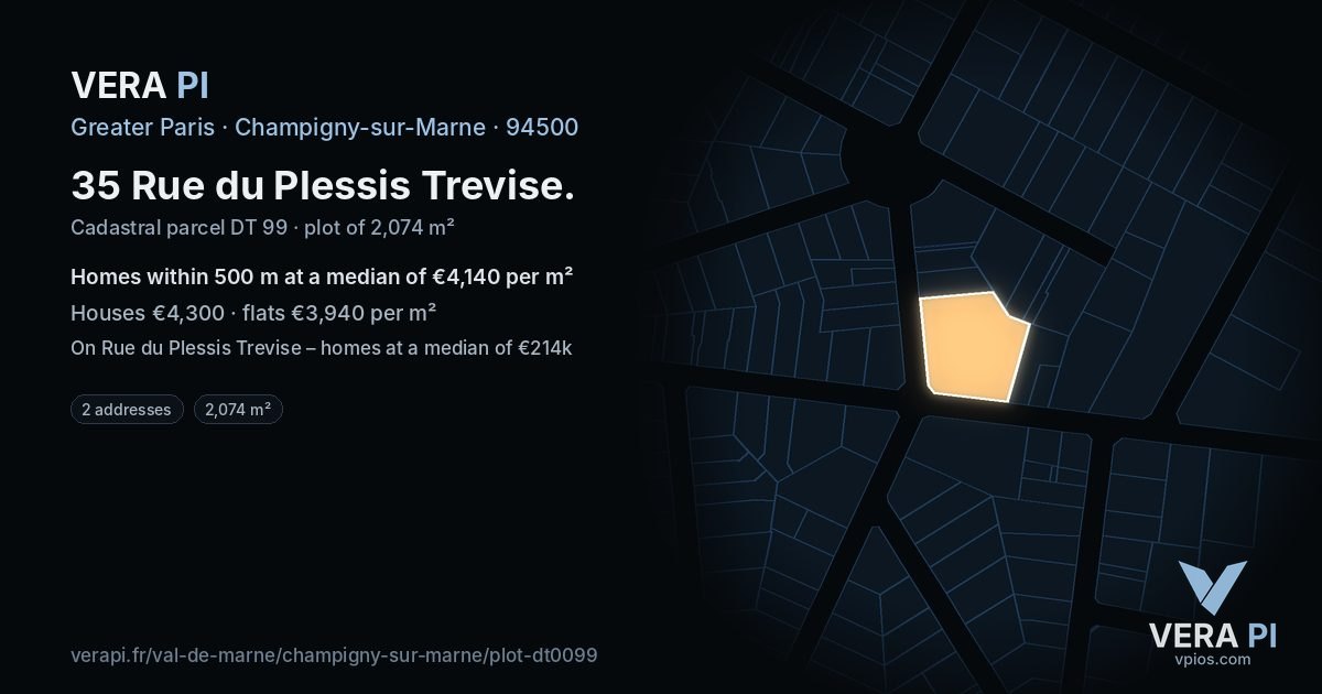 35 Rue du Plessis Trevise, Champigny-sur-Marne at night – the plot lit, the parcels around coloured by the prices near them