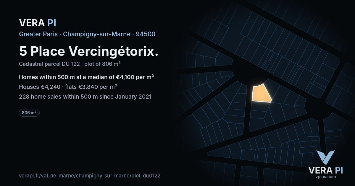 5 Place Vercingétorix, Champigny-sur-Marne at night – the plot lit, the parcels around coloured by the prices near them