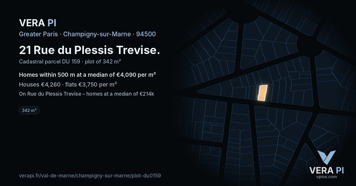 21 Rue du Plessis Trevise, Champigny-sur-Marne at night – the plot lit, the parcels around coloured by the prices near them