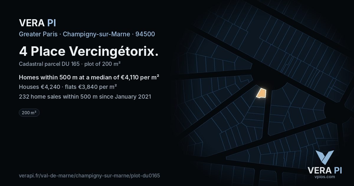 4 Place Vercingétorix, Champigny-sur-Marne at night – the plot lit, the parcels around coloured by the prices near them