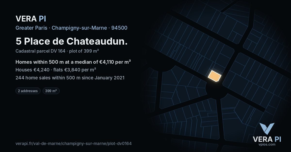 5 Place de Chateaudun, Champigny-sur-Marne at night – the plot lit, the parcels around coloured by the prices near them