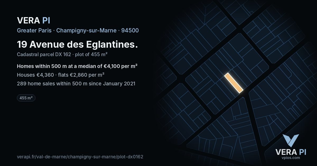 19 Avenue des Eglantines, Champigny-sur-Marne at night – the plot lit, the parcels around coloured by the prices near them