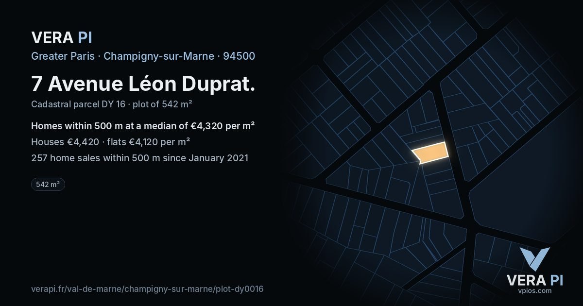 7 Avenue Léon Duprat, Champigny-sur-Marne at night – the plot lit, the parcels around coloured by the prices near them