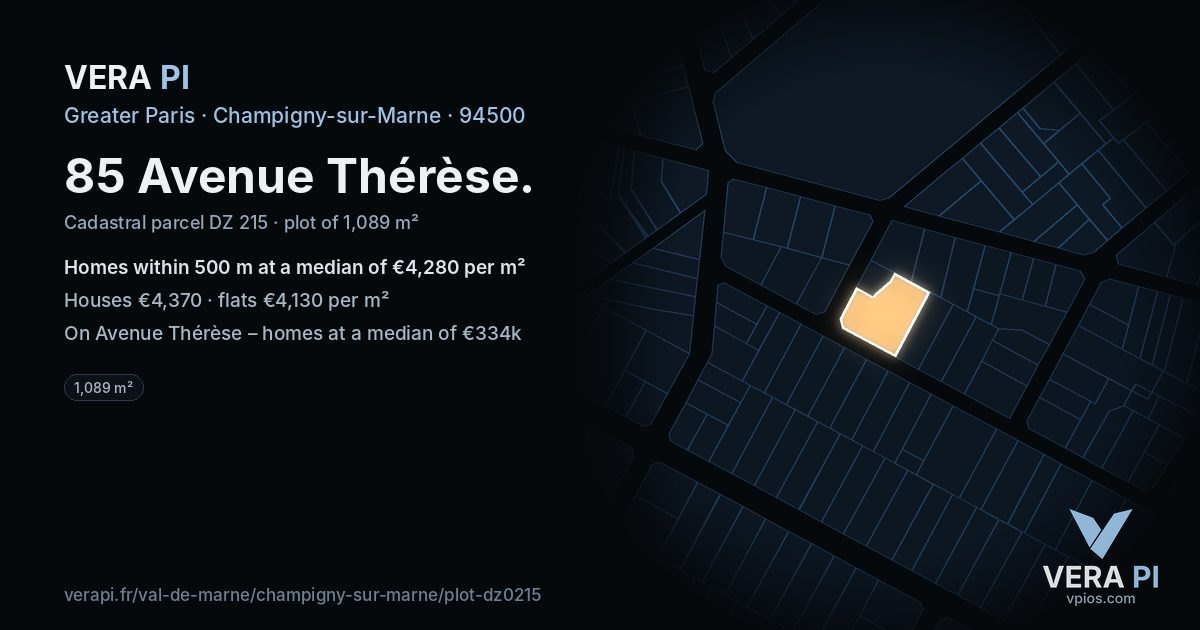 85 Avenue Thérèse, Champigny-sur-Marne at night – the plot lit, the parcels around coloured by the prices near them