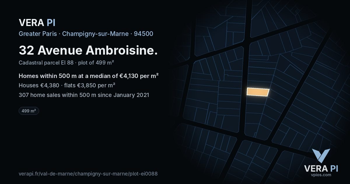32 Avenue Ambroisine, Champigny-sur-Marne at night – the plot lit, the parcels around coloured by the prices near them