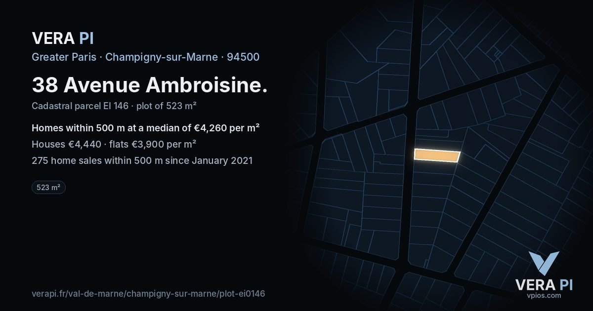 38 Avenue Ambroisine, Champigny-sur-Marne at night – the plot lit, the parcels around coloured by the prices near them