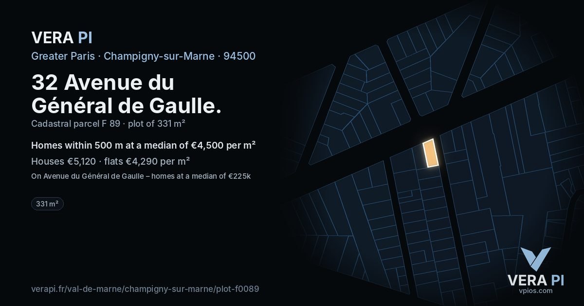 32 Avenue du Général de Gaulle, Champigny-sur-Marne at night – the plot lit, the parcels around coloured by the prices near them