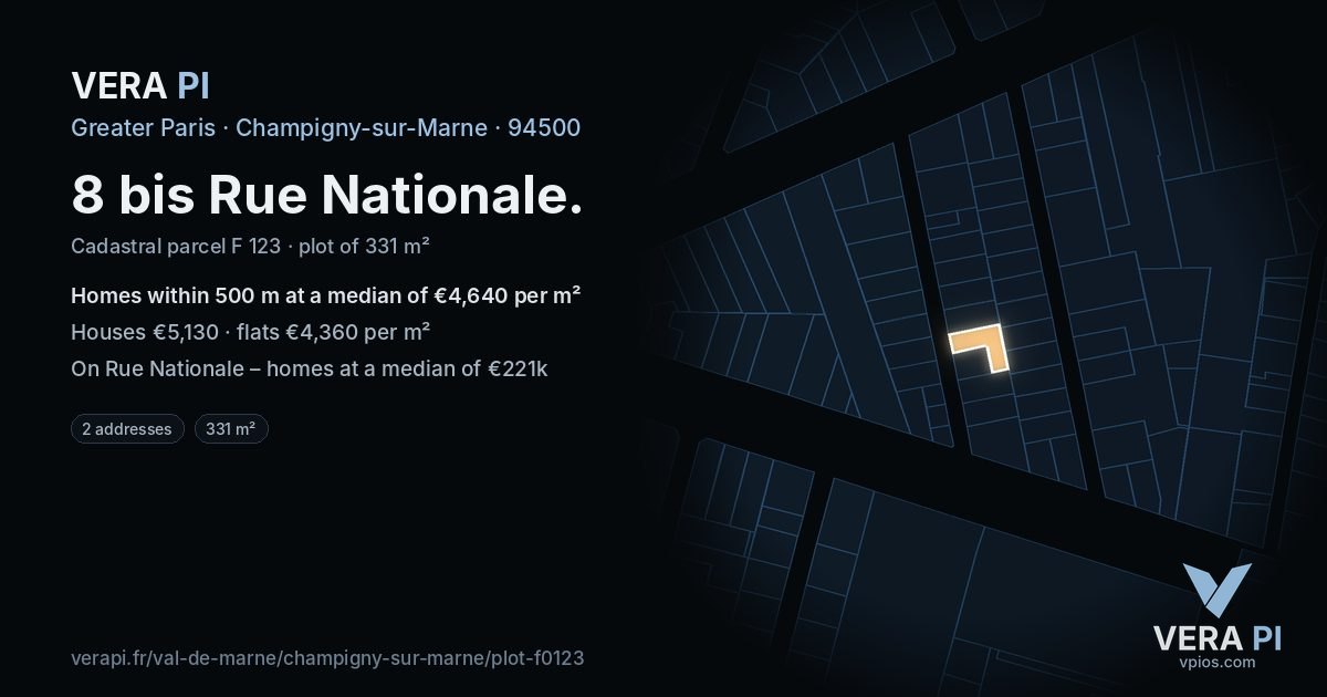 8 bis Rue Nationale, Champigny-sur-Marne at night – the plot lit, the parcels around coloured by the prices near them