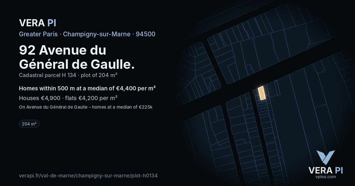 92 Avenue du Général de Gaulle, Champigny-sur-Marne at night – the plot lit, the parcels around coloured by the prices near them