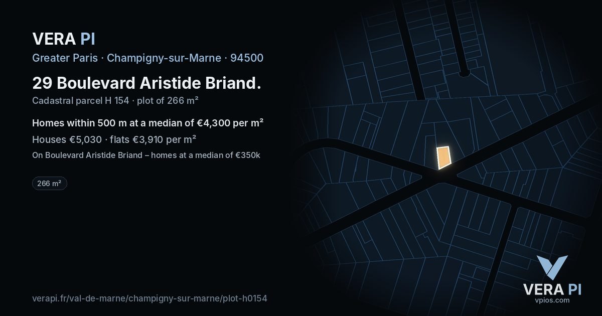 29 Boulevard Aristide Briand, Champigny-sur-Marne at night – the plot lit, the parcels around coloured by the prices near them