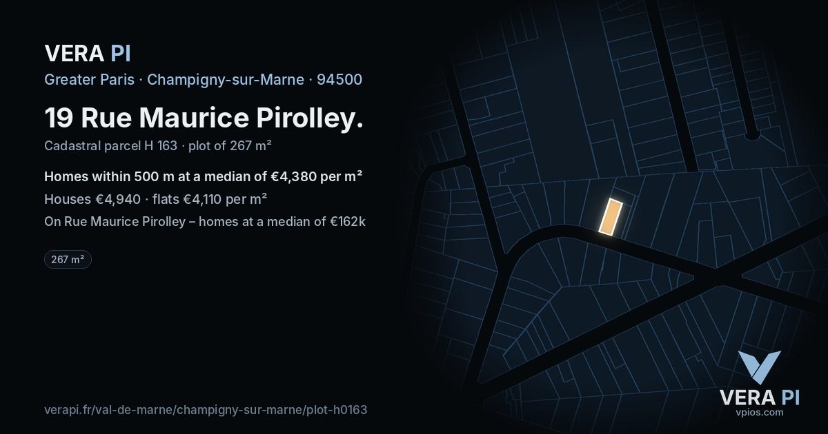 19 Rue Maurice Pirolley, Champigny-sur-Marne at night – the plot lit, the parcels around coloured by the prices near them