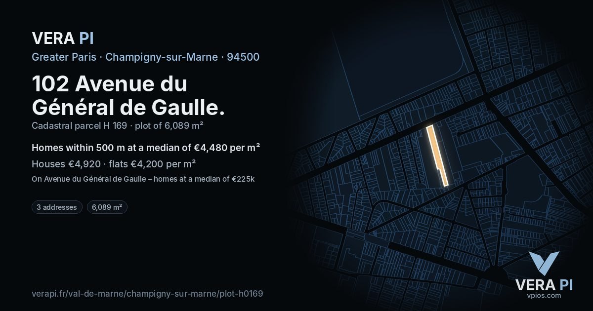 102 Avenue du Général de Gaulle, Champigny-sur-Marne at night – the plot lit, the parcels around coloured by the prices near them