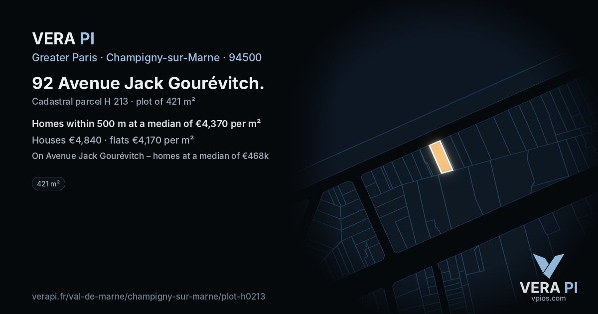92 Avenue Jack Gourévitch, Champigny-sur-Marne at night – the plot lit, the parcels around coloured by the prices near them