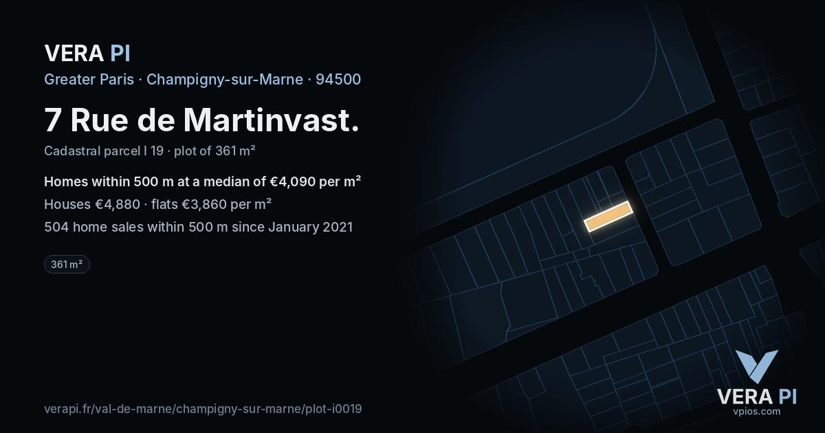 7 Rue de Martinvast, Champigny-sur-Marne at night – the plot lit, the parcels around coloured by the prices near them