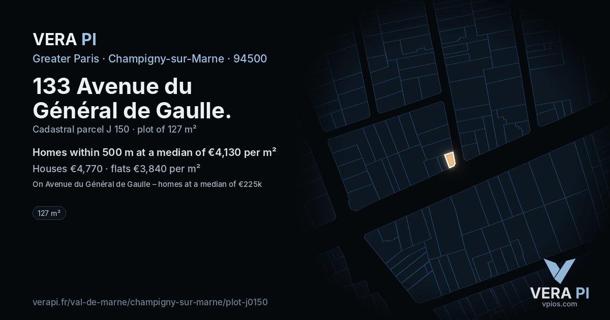 133 Avenue du Général de Gaulle, Champigny-sur-Marne at night – the plot lit, the parcels around coloured by the prices near them