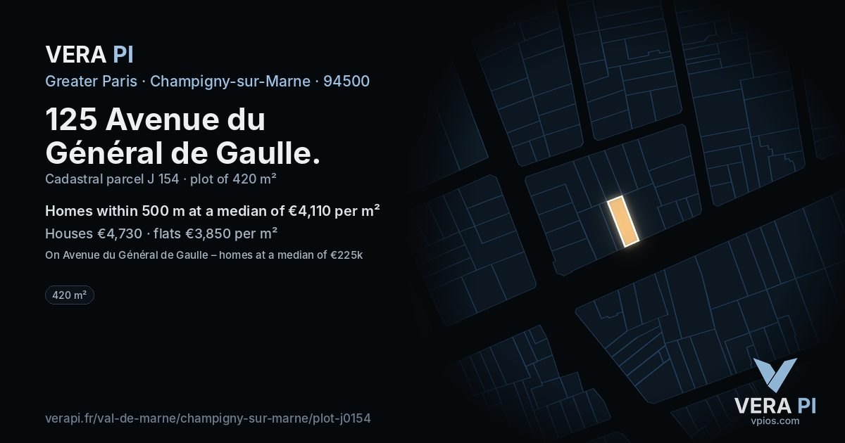 125 Avenue du Général de Gaulle, Champigny-sur-Marne at night – the plot lit, the parcels around coloured by the prices near them