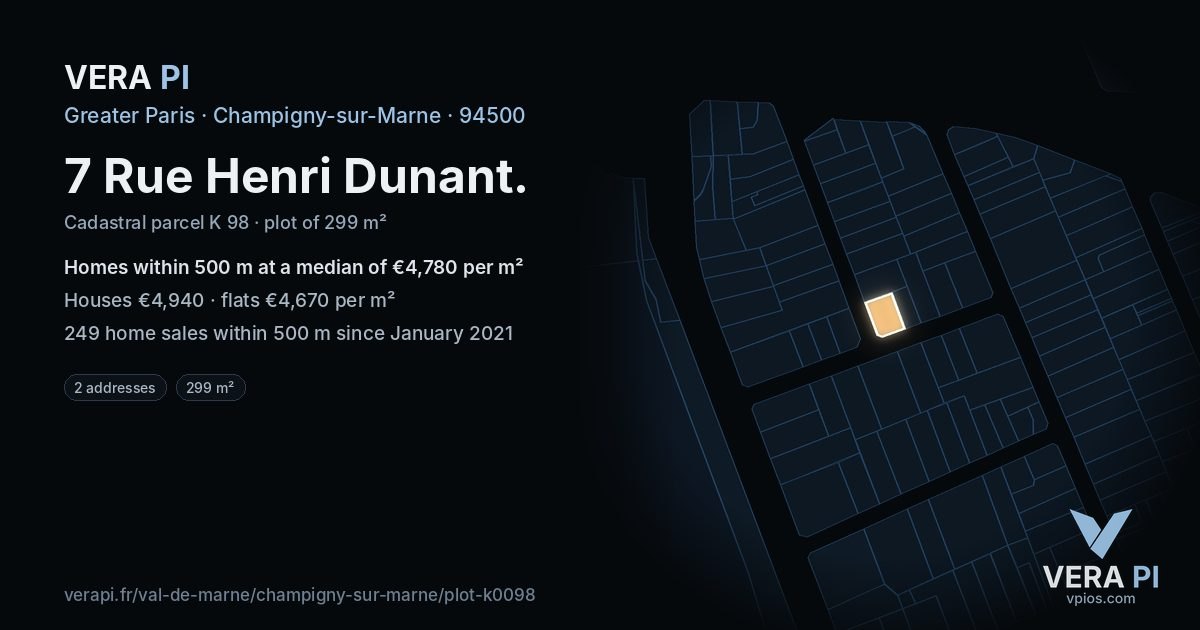 7 Rue Henri Dunant, Champigny-sur-Marne at night – the plot lit, the parcels around coloured by the prices near them