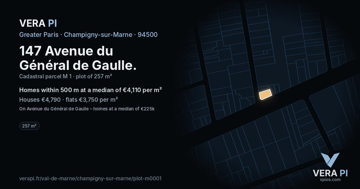 147 Avenue du Général de Gaulle, Champigny-sur-Marne at night – the plot lit, the parcels around coloured by the prices near them