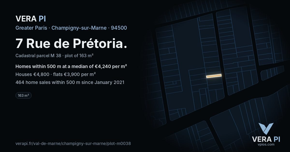 7 Rue de Prétoria, Champigny-sur-Marne at night – the plot lit, the parcels around coloured by the prices near them