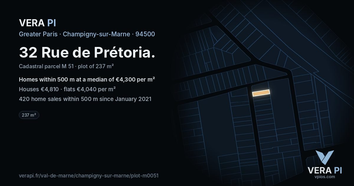 32 Rue de Prétoria, Champigny-sur-Marne at night – the plot lit, the parcels around coloured by the prices near them