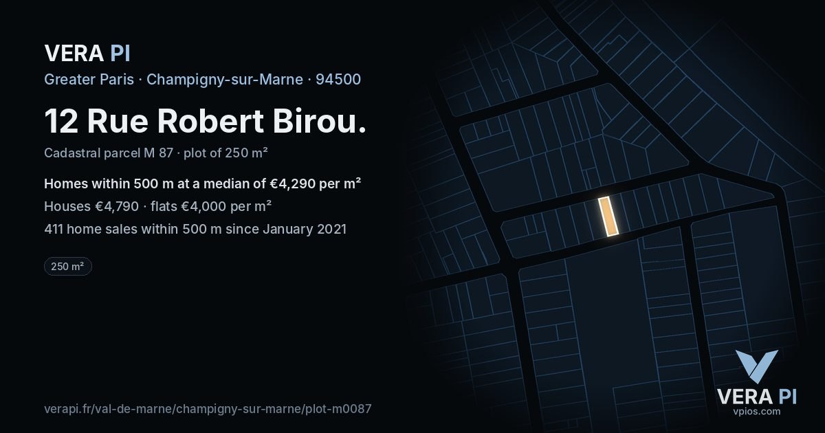 12 Rue Robert Birou, Champigny-sur-Marne at night – the plot lit, the parcels around coloured by the prices near them