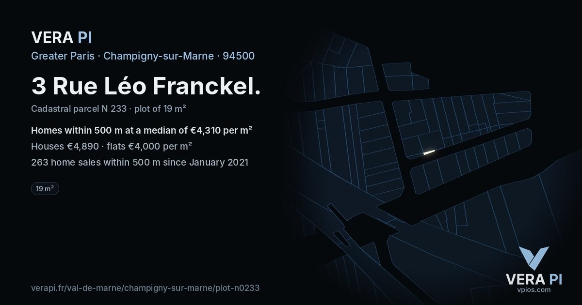 3 Rue Léo Franckel, Champigny-sur-Marne at night – the plot lit, the parcels around coloured by the prices near them