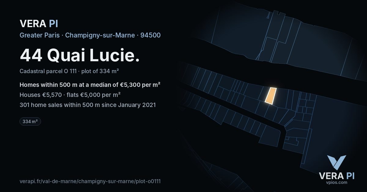 44 Quai Lucie, Champigny-sur-Marne at night – the plot lit, the parcels around coloured by the prices near them