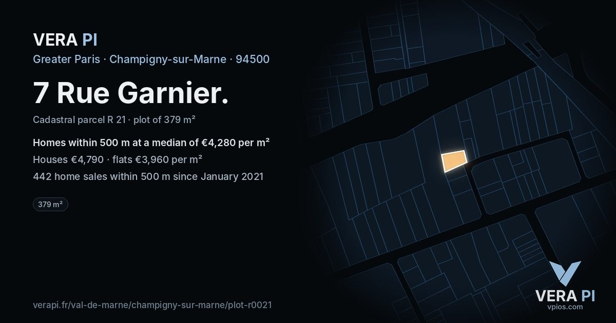 7 Rue Garnier, Champigny-sur-Marne at night – the plot lit, the parcels around coloured by the prices near them