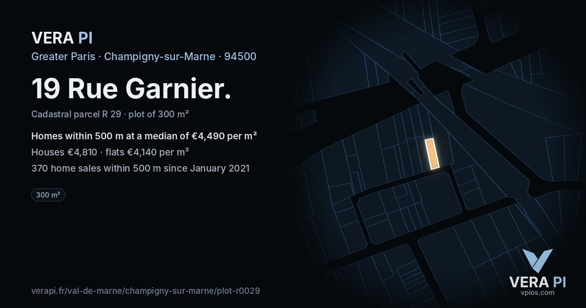 19 Rue Garnier, Champigny-sur-Marne at night – the plot lit, the parcels around coloured by the prices near them