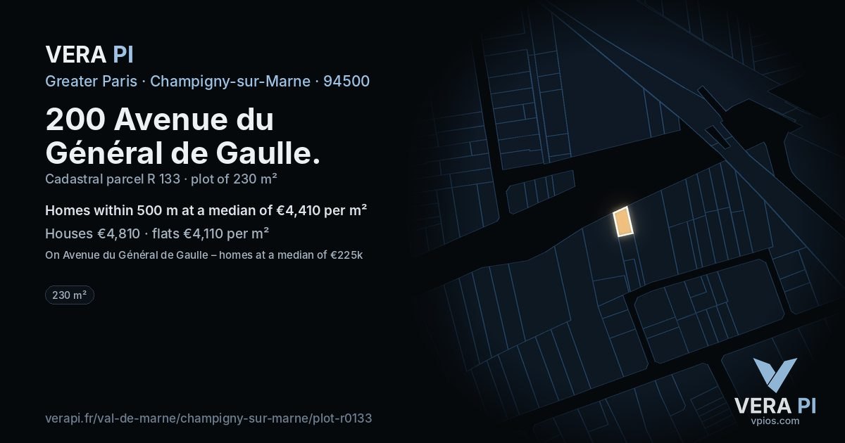 200 Avenue du Général de Gaulle, Champigny-sur-Marne at night – the plot lit, the parcels around coloured by the prices near them