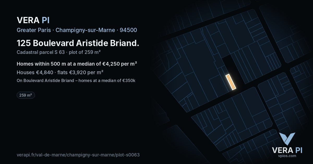125 Boulevard Aristide Briand, Champigny-sur-Marne at night – the plot lit, the parcels around coloured by the prices near them
