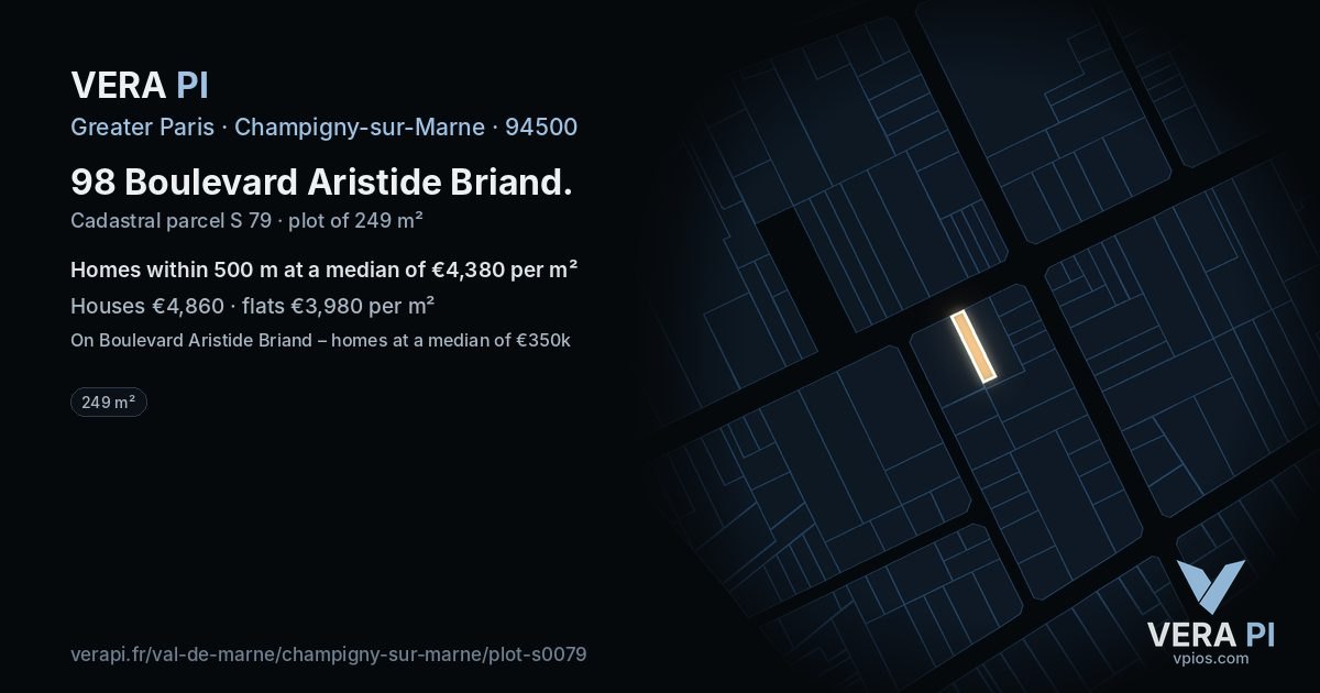 98 Boulevard Aristide Briand, Champigny-sur-Marne at night – the plot lit, the parcels around coloured by the prices near them