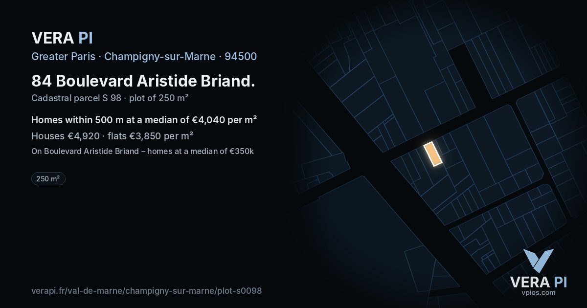 84 Boulevard Aristide Briand, Champigny-sur-Marne at night – the plot lit, the parcels around coloured by the prices near them