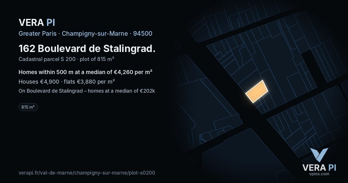 162 Boulevard de Stalingrad, Champigny-sur-Marne at night – the plot lit, the parcels around coloured by the prices near them