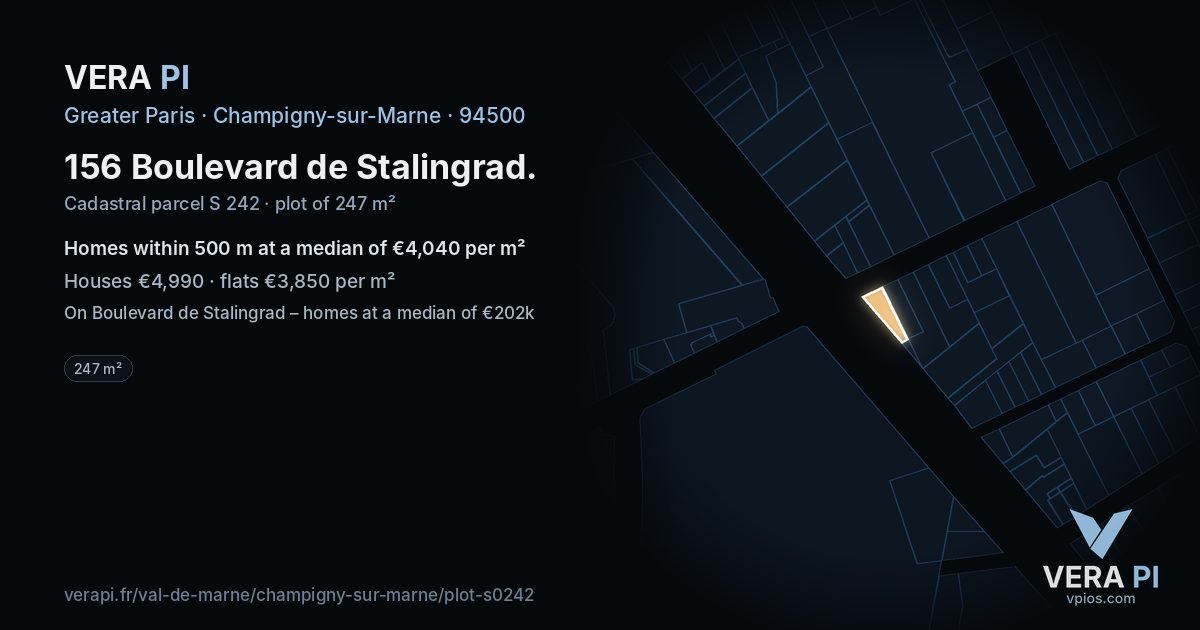 156 Boulevard de Stalingrad, Champigny-sur-Marne at night – the plot lit, the parcels around coloured by the prices near them