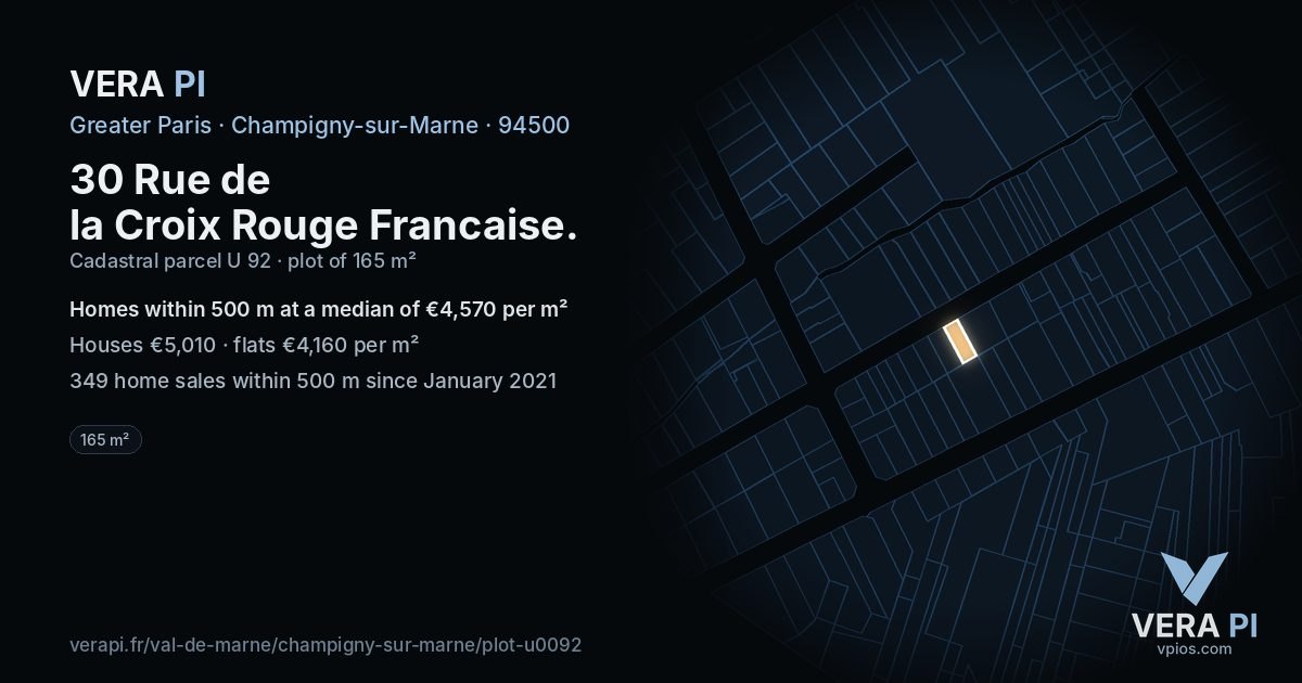 30 Rue de la Croix Rouge Francaise, Champigny-sur-Marne at night – the plot lit, the parcels around coloured by the prices near them