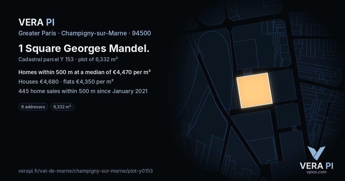 1 Square Georges Mandel, Champigny-sur-Marne at night – the plot lit, the parcels around coloured by the prices near them
